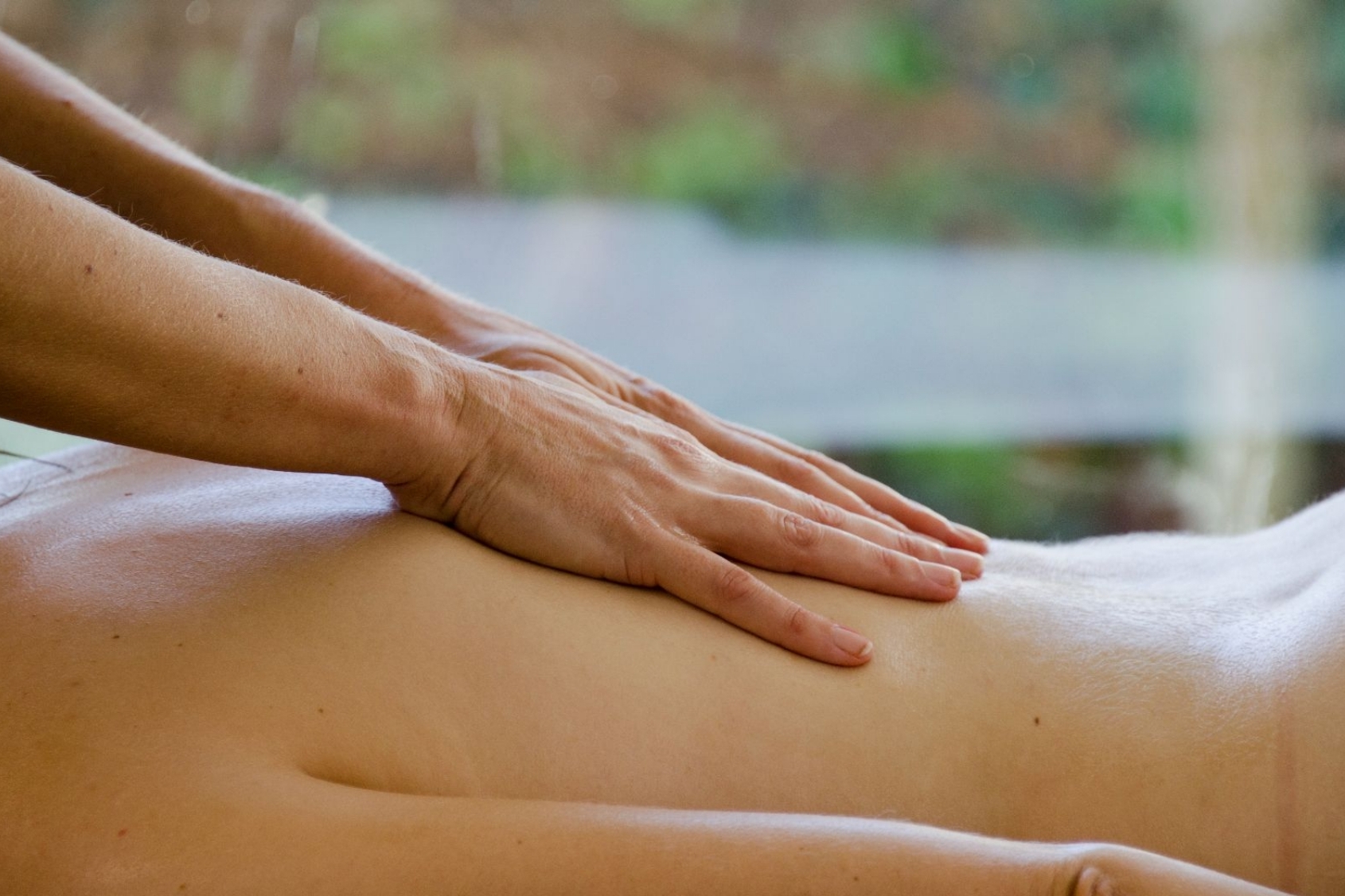 Energetische Massage - Kom thuis in je lichaam, kom thuis bij jezelf.